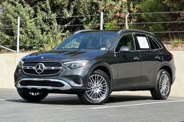 2025 Mercedes-Benz GLC