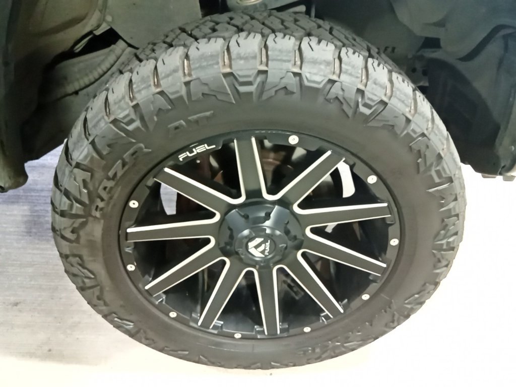 Used 2019 Magnetic Gray Metallic Toyota SR5 image 13