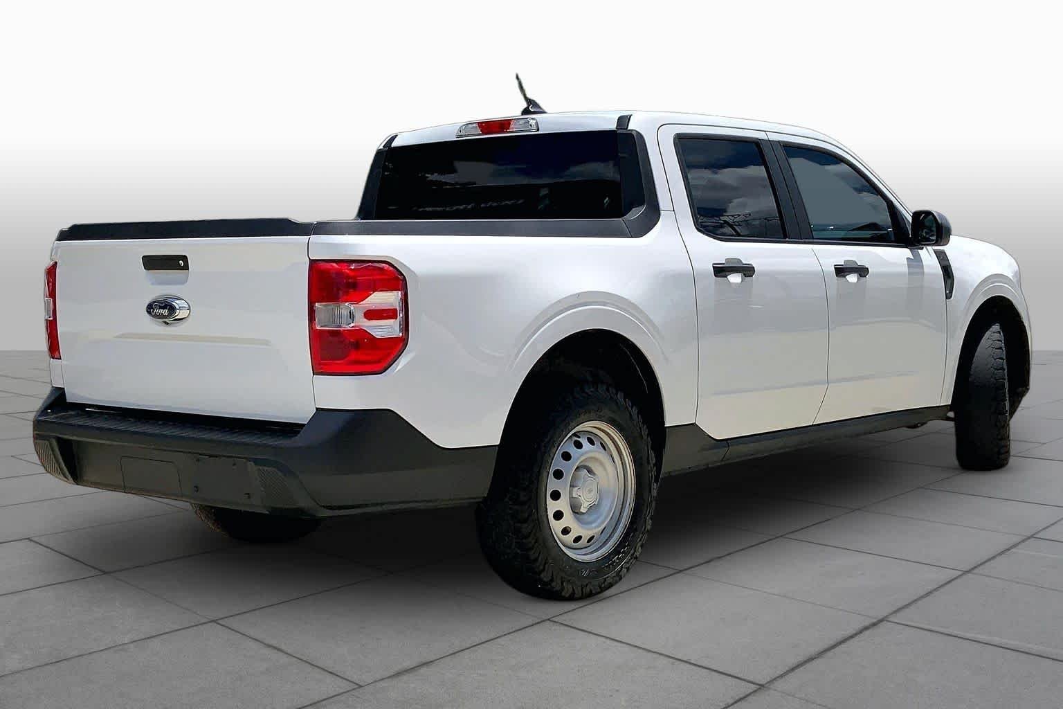 Used 2024 Oxford White Ford XL image 13