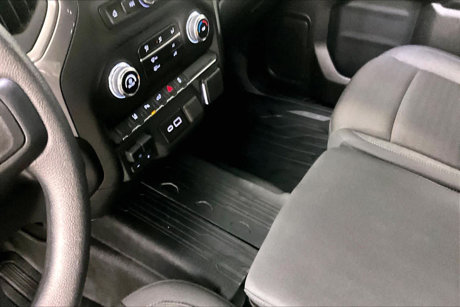 Used 2025 Onyx Black GMC Pro image 15