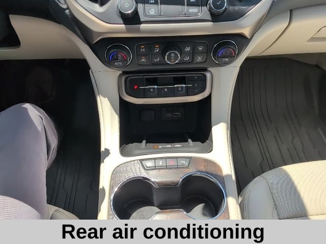 Used 2021 Cayenne Red GMC Denali image 6
