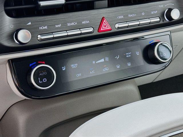 New 2026 White Hyundai Blue SEL 7P image 26