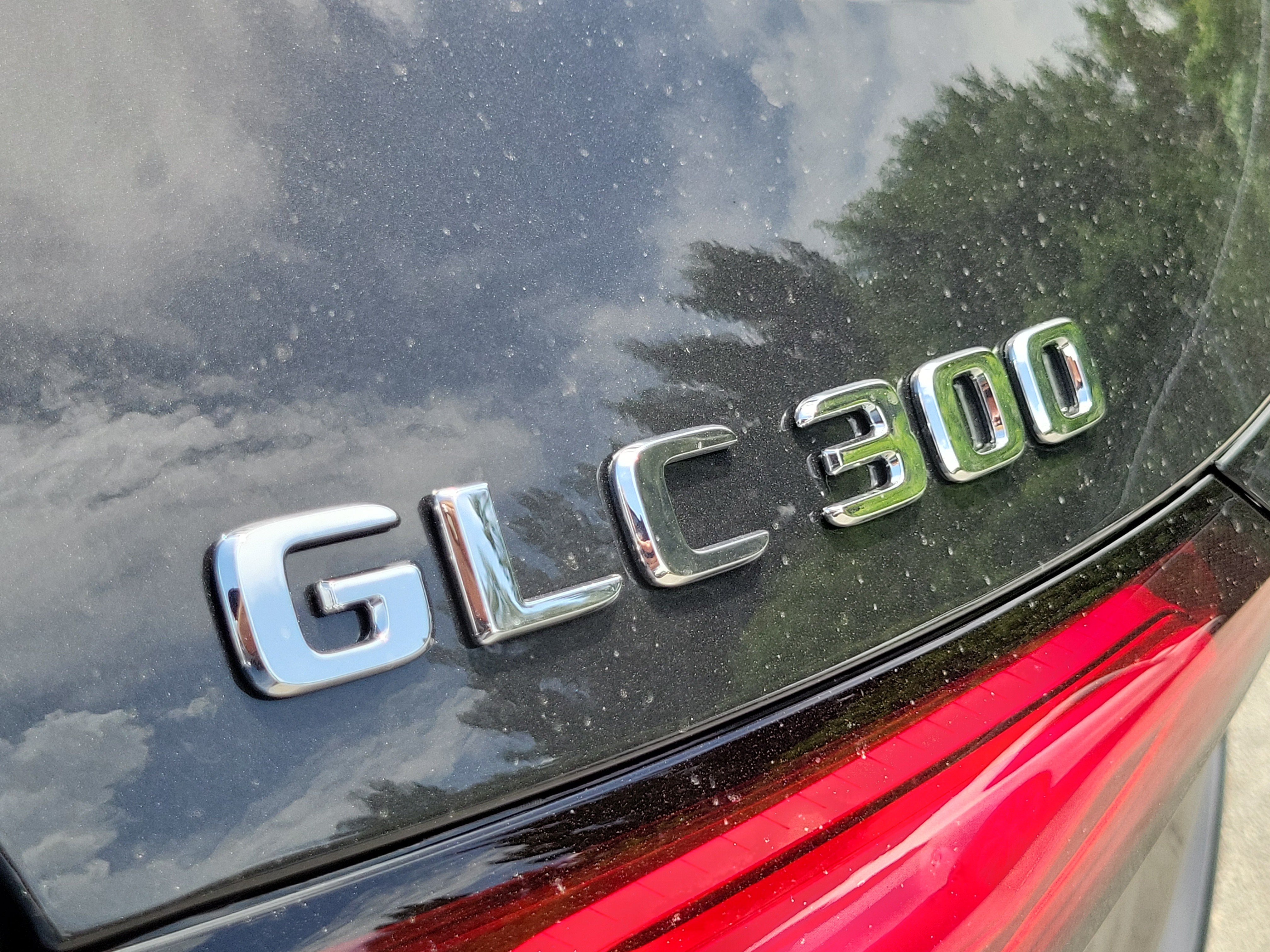 New 2026 Graphite Grey Metallic Mercedes-Benz GLC 300 image 37