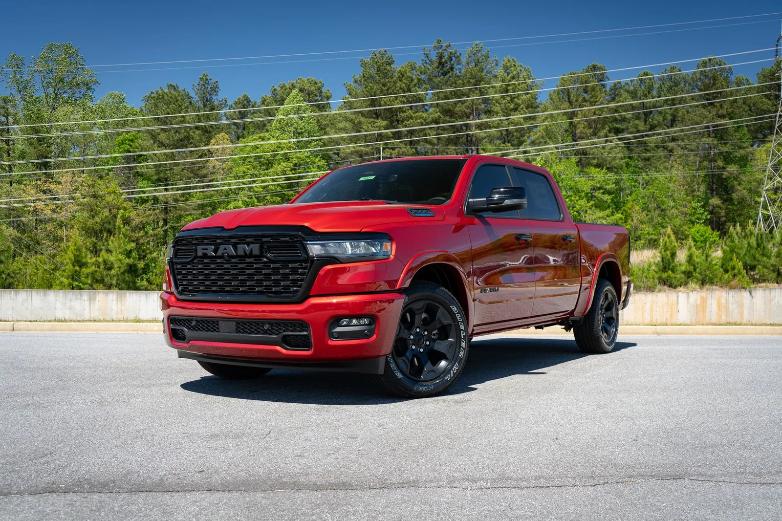 New 2026 Molten Red Pearl-Coat Exterior Paint RAM Big Horn/Lone Star image 1