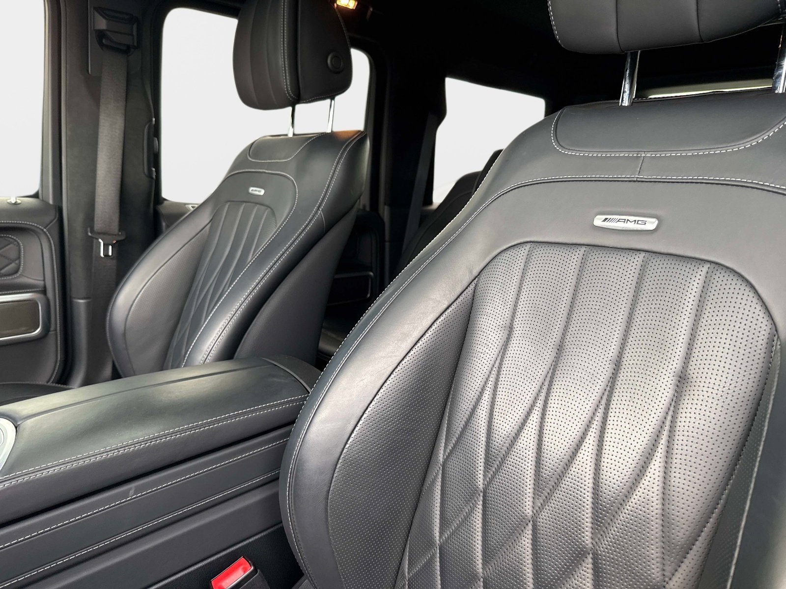 Certified Used 2022 MANUFAKTUR Night Black Magno Mercedes-Benz G 63 AMG® image 22