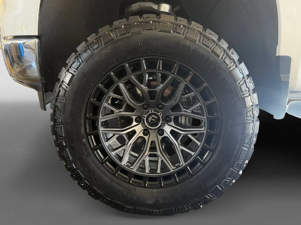 Used 2023 IRIDESCENT PEARL TRICOAT Chevrolet LTZ image 15