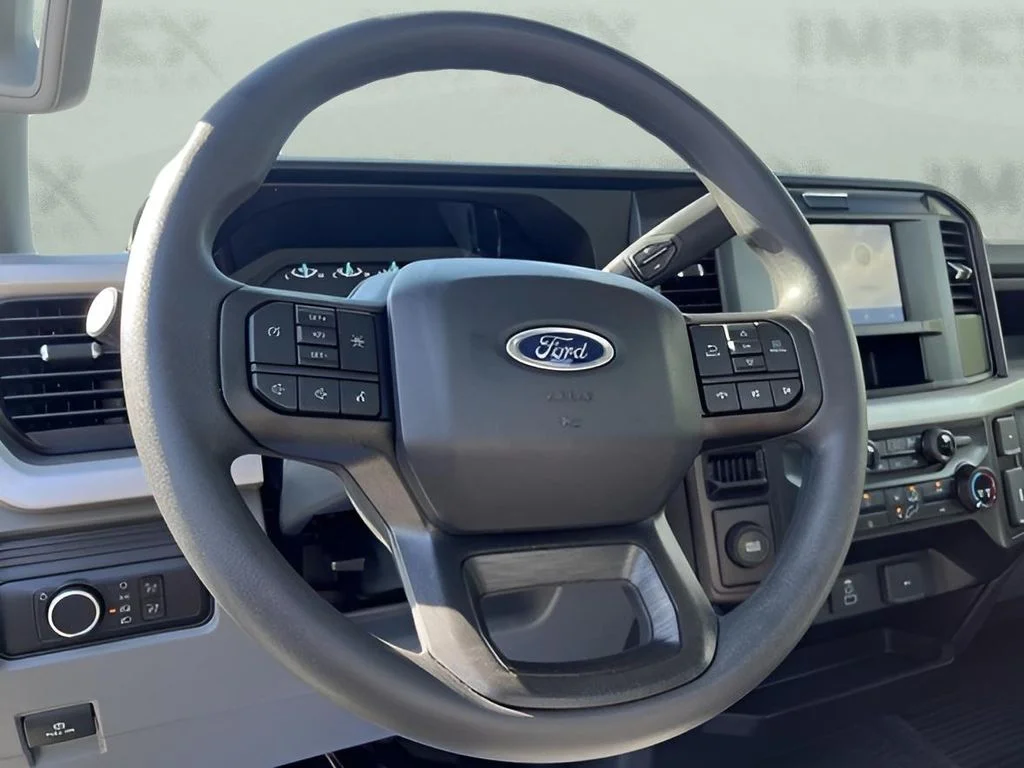 Used 2025 White Ford XL image 16