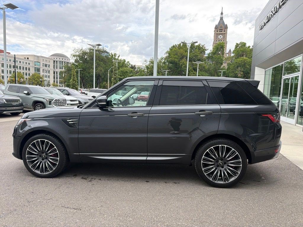 Used 2021 Carpathian Gray Premium Metallic Land Rover Autobiography image 10
