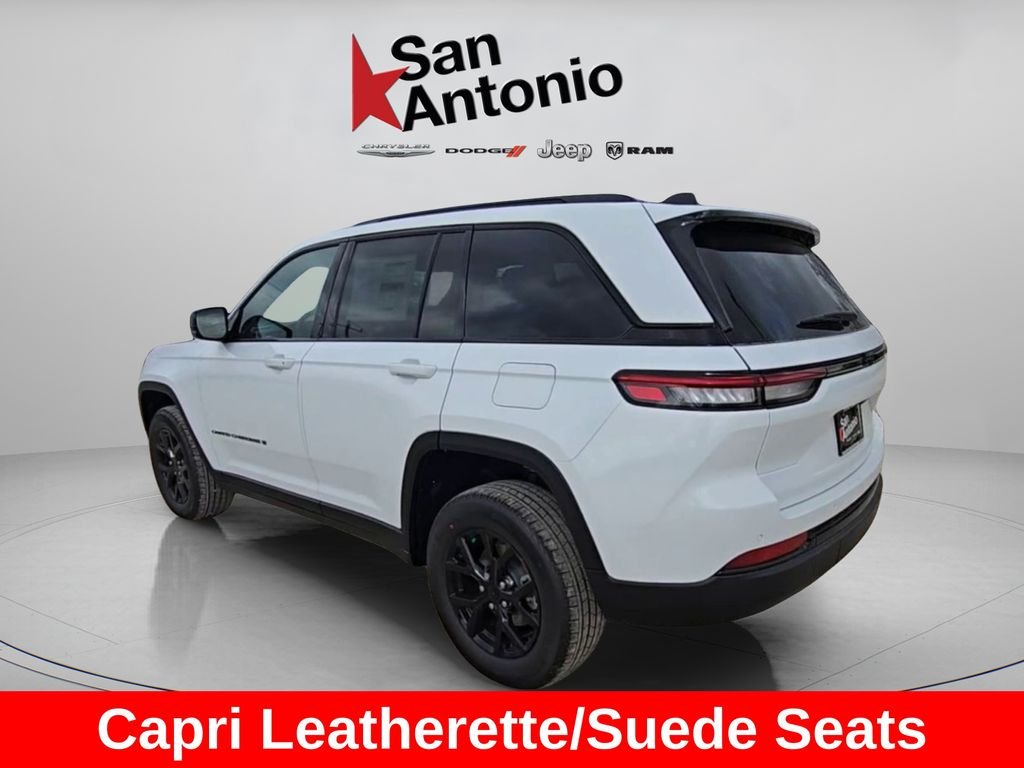 New 2025 Bright White Clear-Coat Exterior Paint Jeep Altitude X image 10