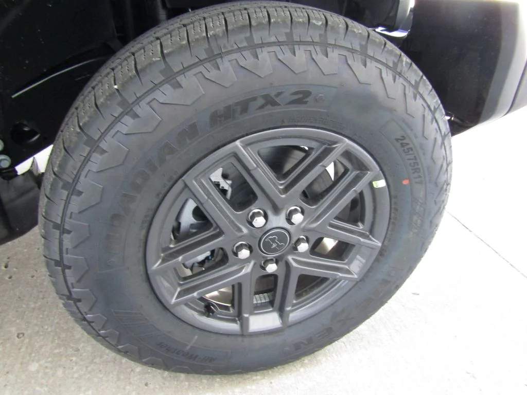 New 2026 Bright White Clearcoat Jeep Sport RHD image 26