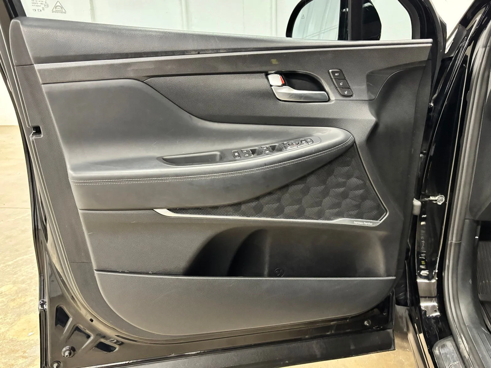 Used 2021 Black Hyundai Limited image 18