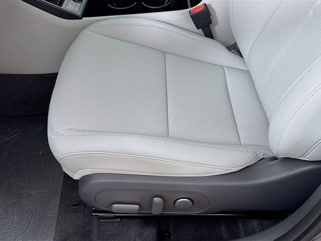 New 2026 Gray Hyundai Limited FWD image 34