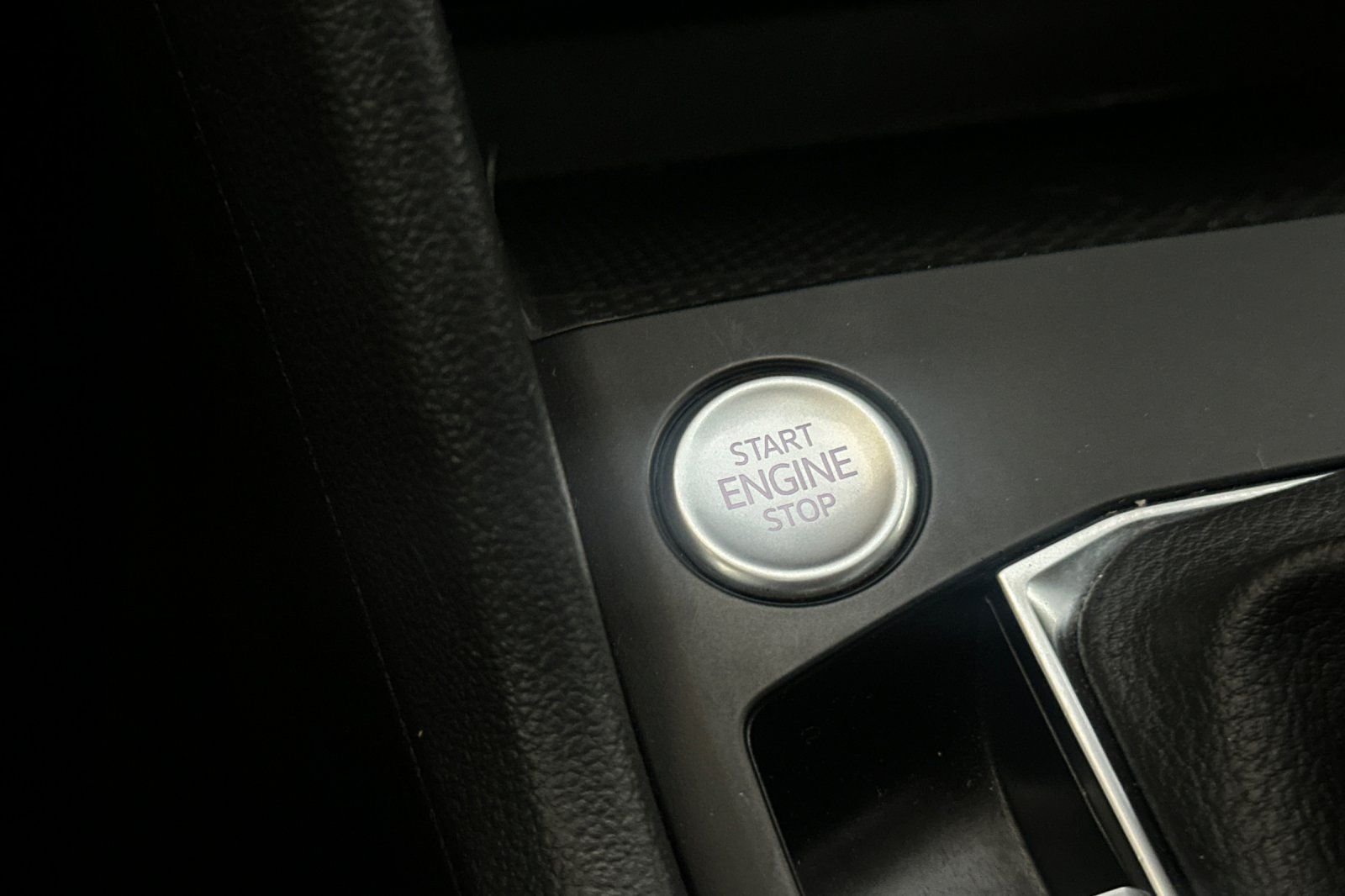 2022 Volkswagen Taos SE - Photo 22