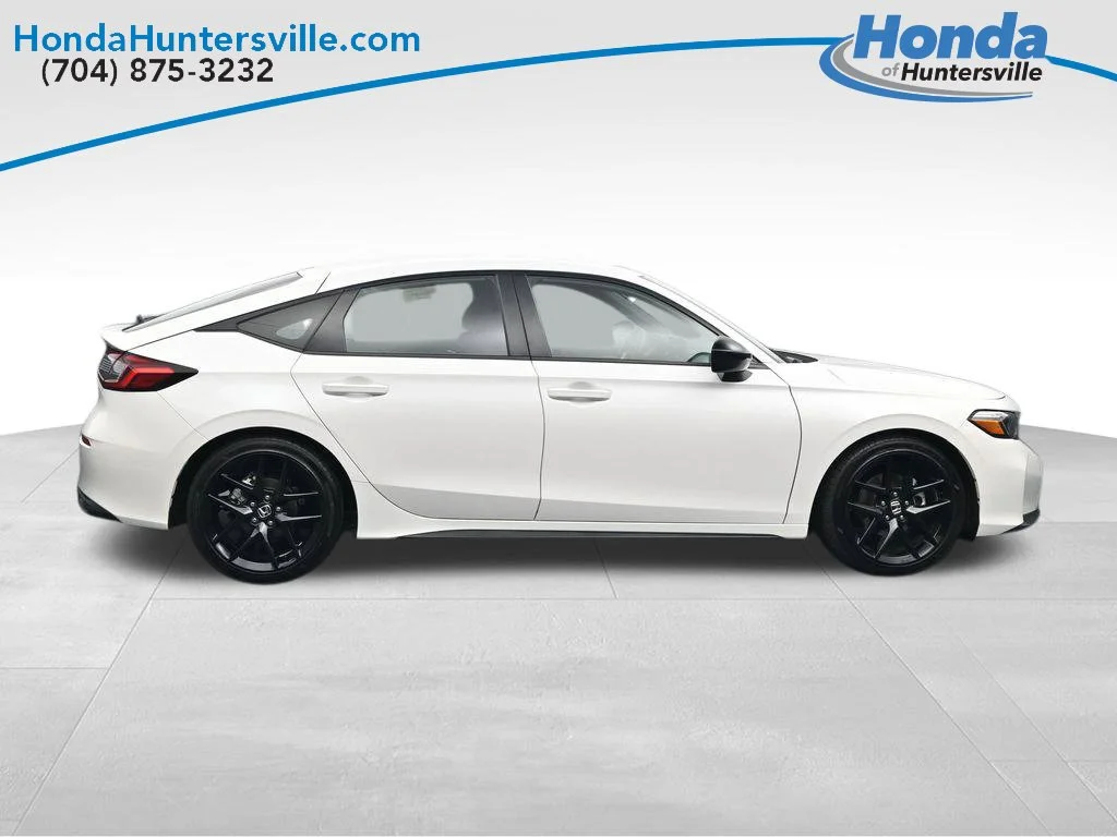 Used 2026 Platinum White Pearl Honda FWD Sport image 9