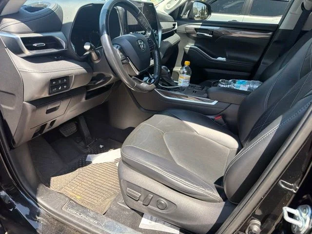 Used 2021 Black Toyota Platinum image 2