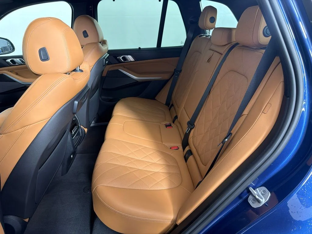 Certified Used 2023 Phytonic Blue Metallic BMW xDrive45e image 16