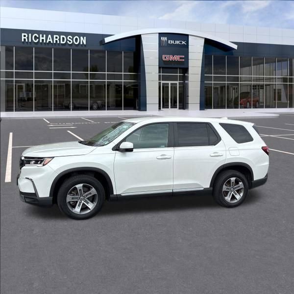 Used 2023 White Honda AWD EX-L 7 Passenger image 7