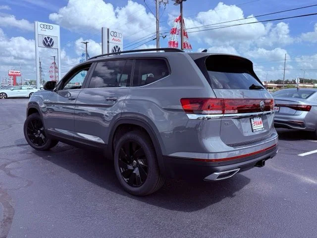 New 2026 Gray Volkswagen 2.0T SE w/Technology image 5
