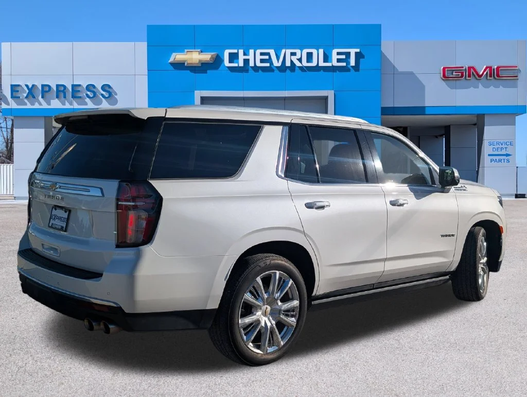 Used 2021 Beige Chevrolet High Country image 3
