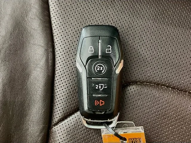 Used 2016 Black Ford Platinum image 30