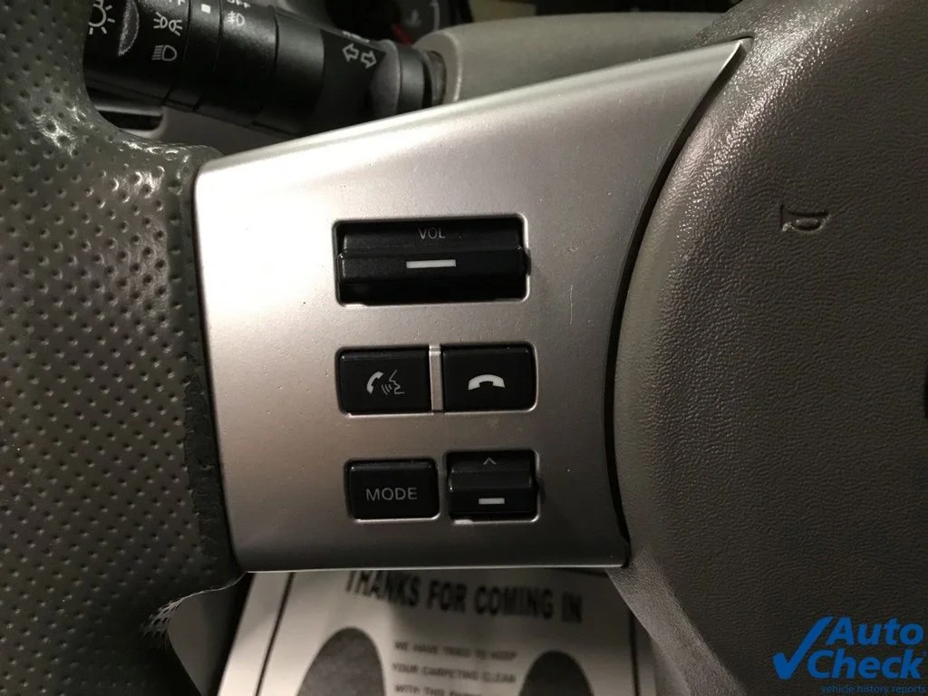 Used 2015 Silver Nissan SV image 44