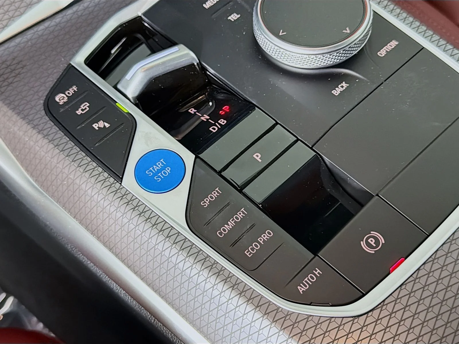 New 2026 Brooklyn Grey Metallic BMW eDrive40 image 17