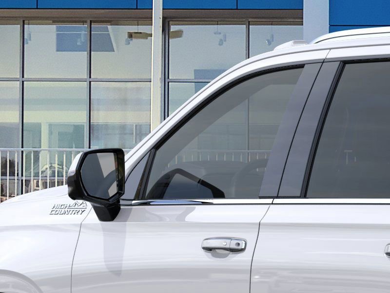 2025 Chevrolet Suburban High Country - Photo 12