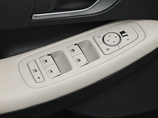 Used 2024 Aero Silver Hyundai SEL image 16