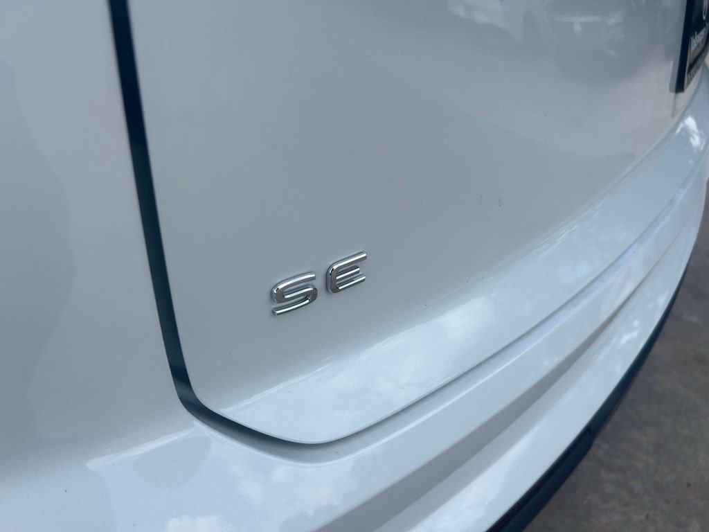 New 2026 White/off-white Volkswagen 2.0T SE image 30