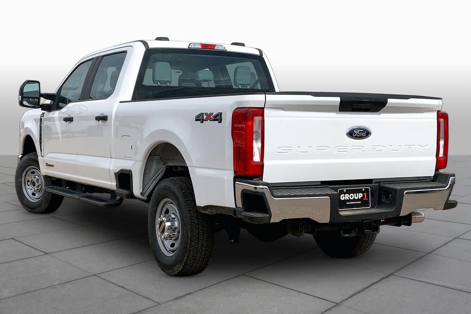 New 2026 Oxford White Ford F-250® XL image 12