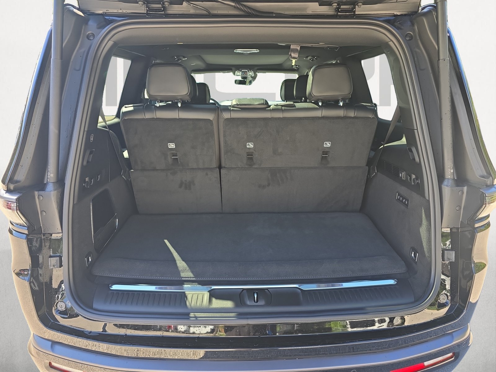 New 2026 High Gloss Black Jeep Summit Obsidian image 12