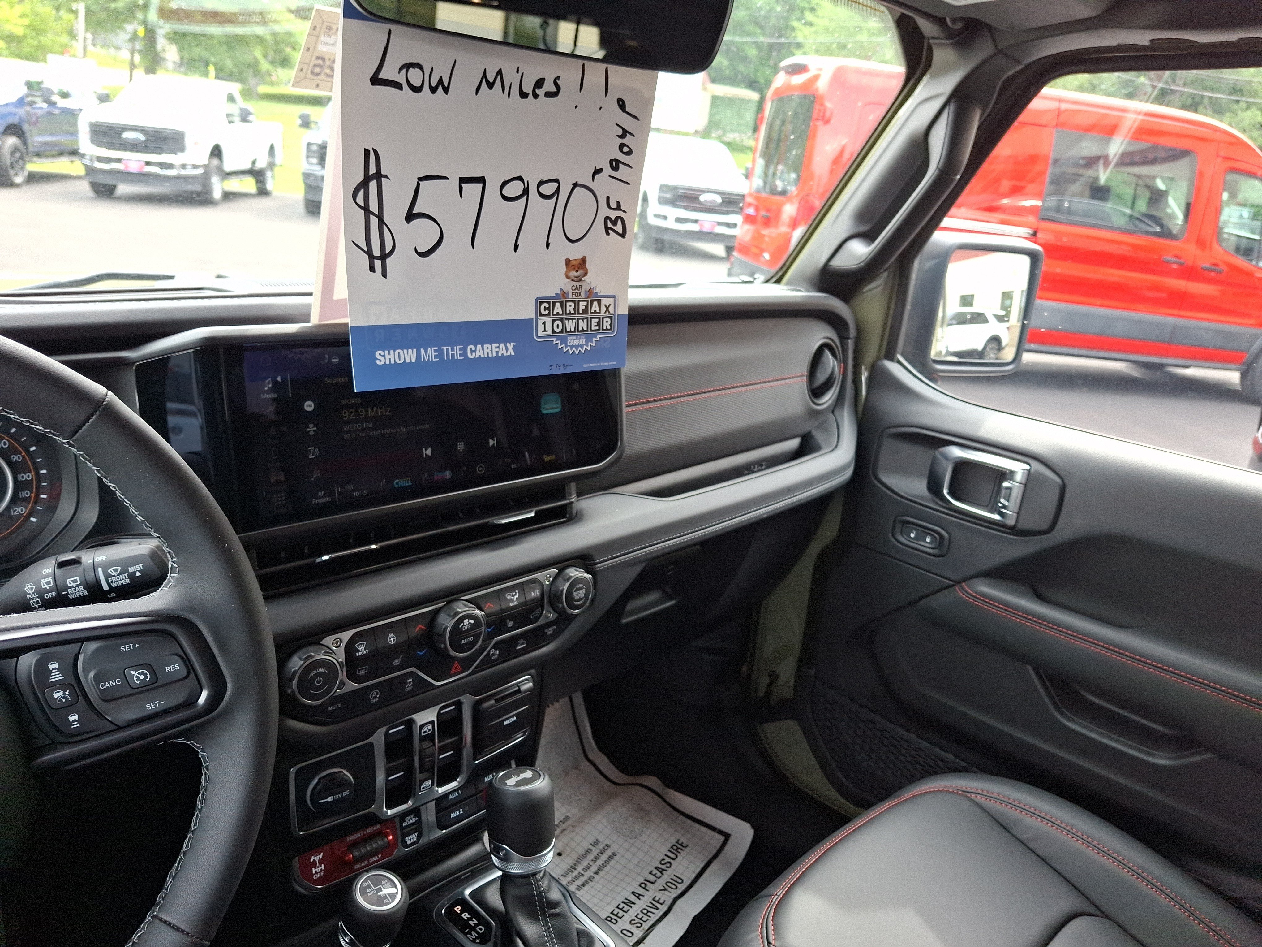 Used 2025 41 Jeep Rubicon X image 14