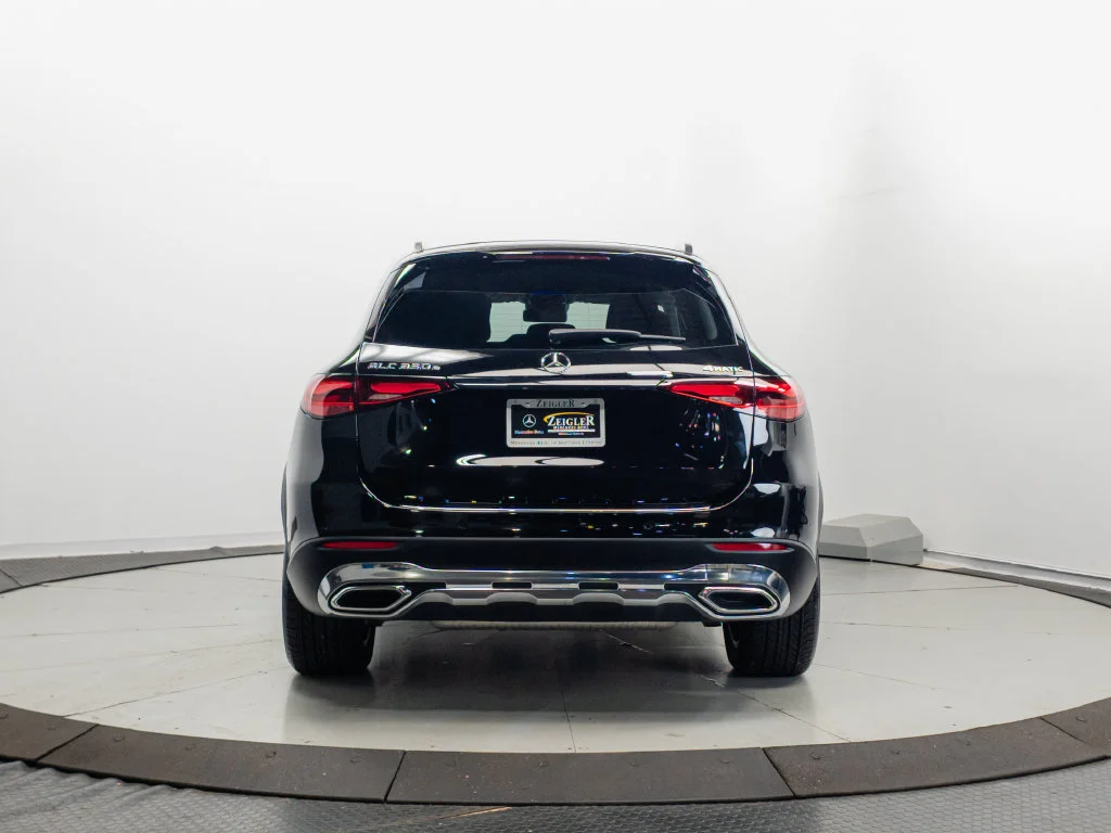 Used 2025 Black Mercedes-Benz GLC 350e image 26