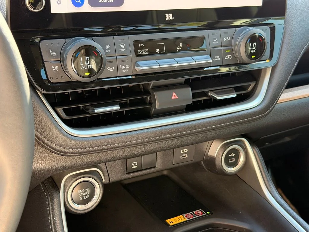 Used 2024 Black Toyota Platinum image 36