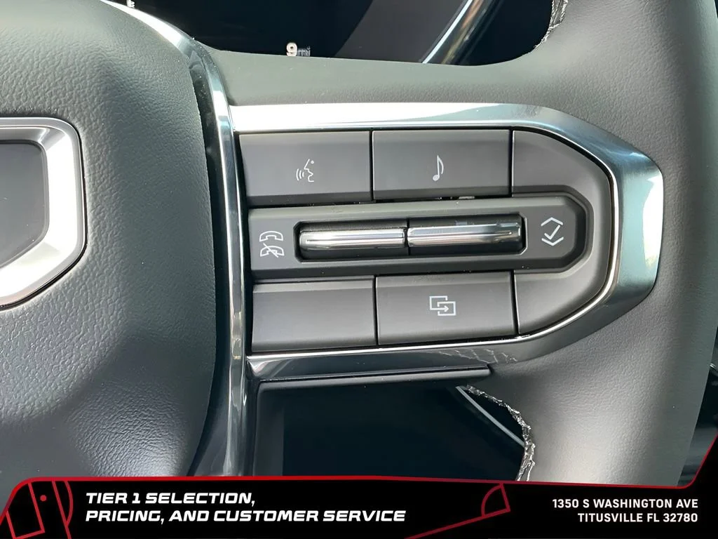 New 2026 Sterling Metallic GMC Elevation image 31