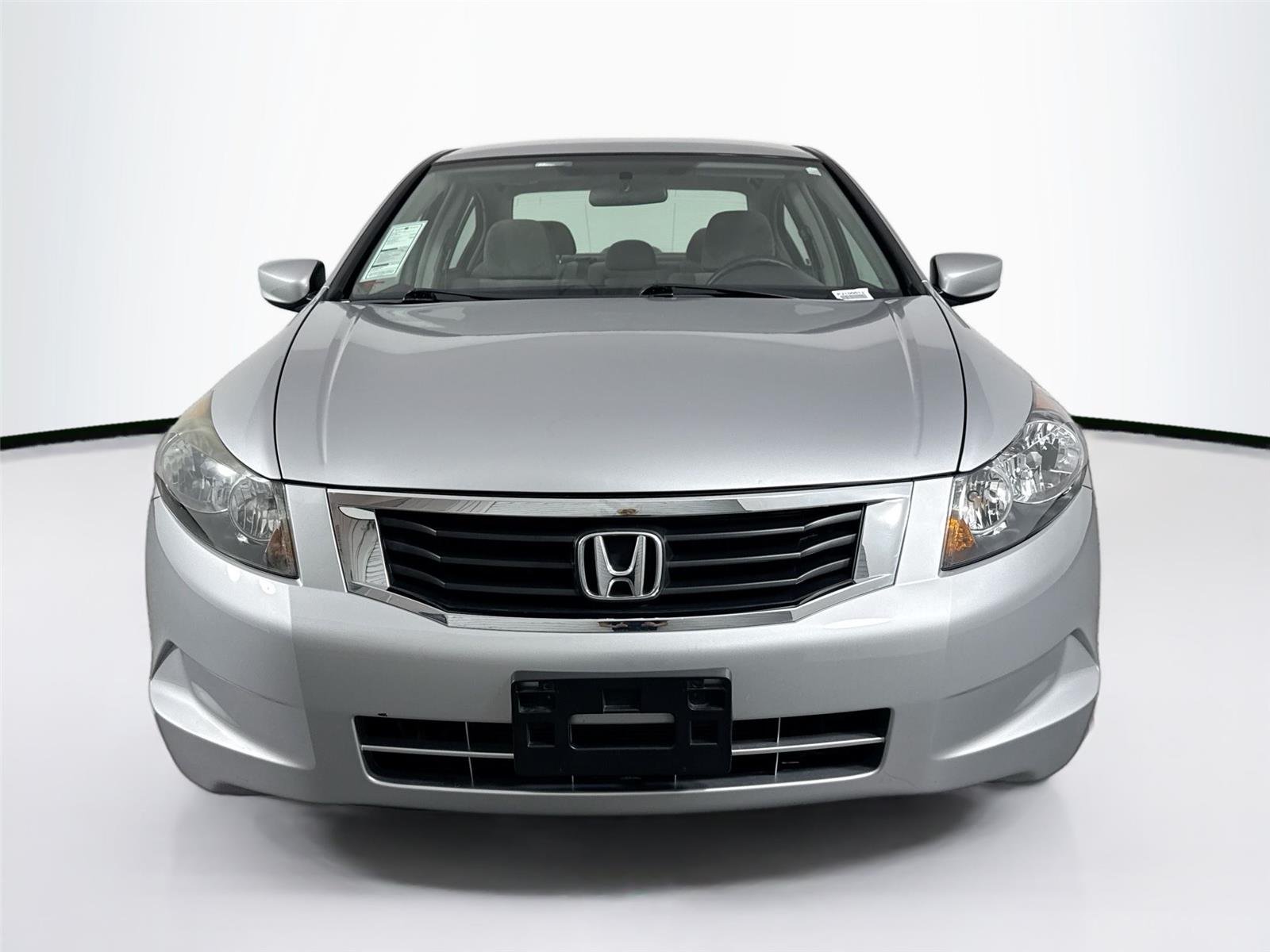 Used 2009 Alabaster Silver Metallic Honda LX image 7