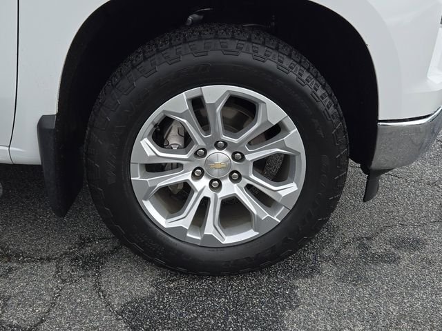 Used 2023 White Chevrolet LTZ image 7
