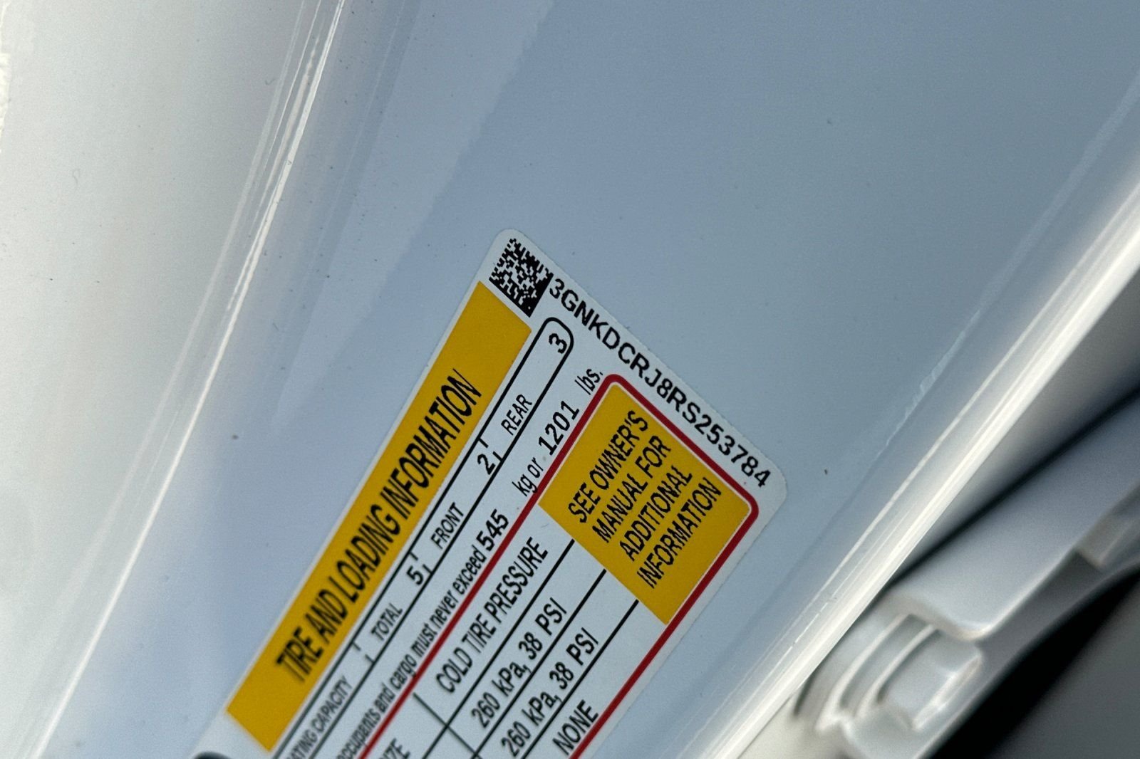 Used 2024 White Chevrolet RS image 37