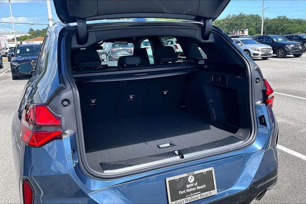 New 2026 Blue BMW 30 xDrive image 24