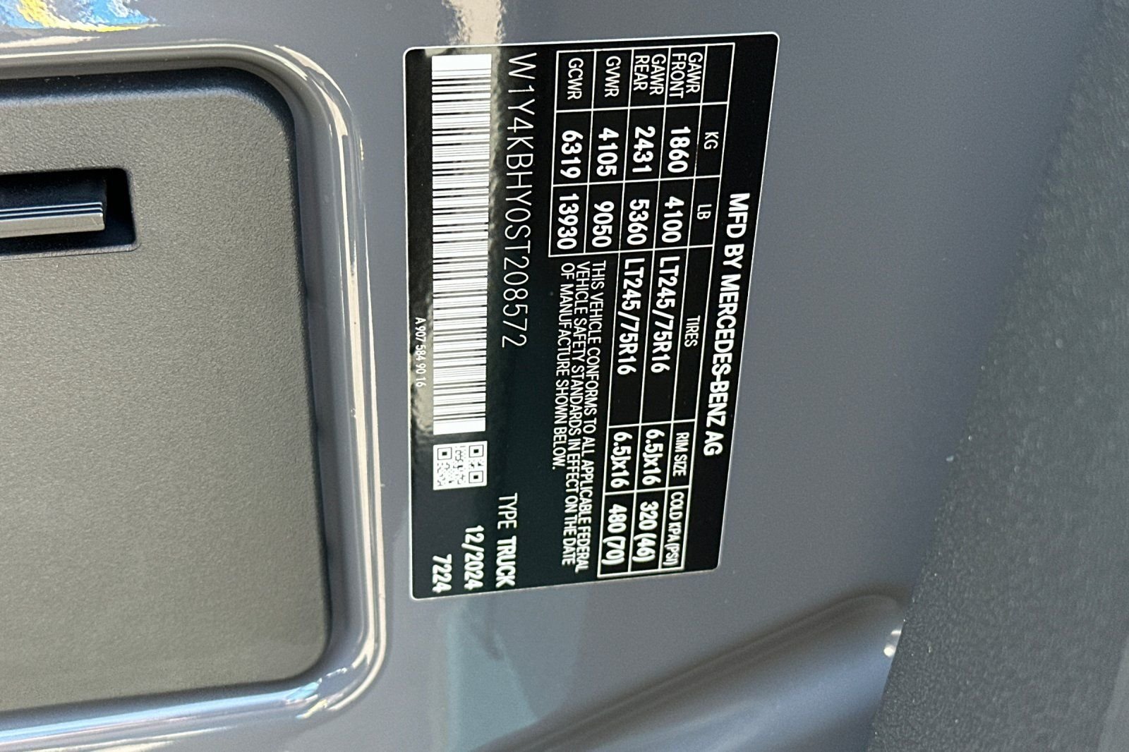 New 2025 Gray Mercedes-Benz Cargo 144 WB image 27