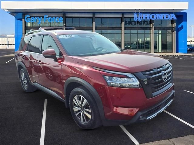 2022 Nissan Pathfinder SL