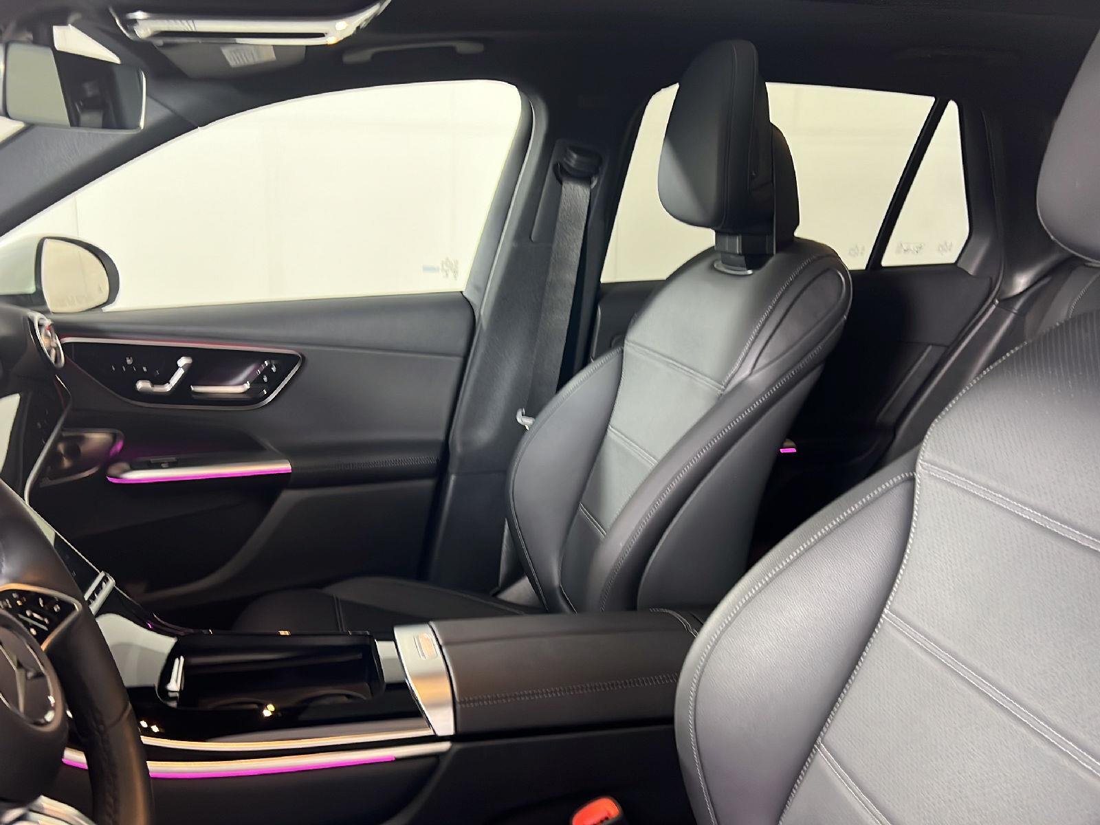 New 2026 Polar White Mercedes-Benz GLC 300 image 28