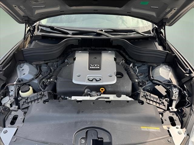 Used 2017 Graphite Shadow INFINITI Base image 30