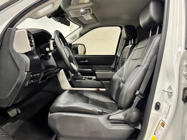 Used 2023 White Toyota SR5 image 17