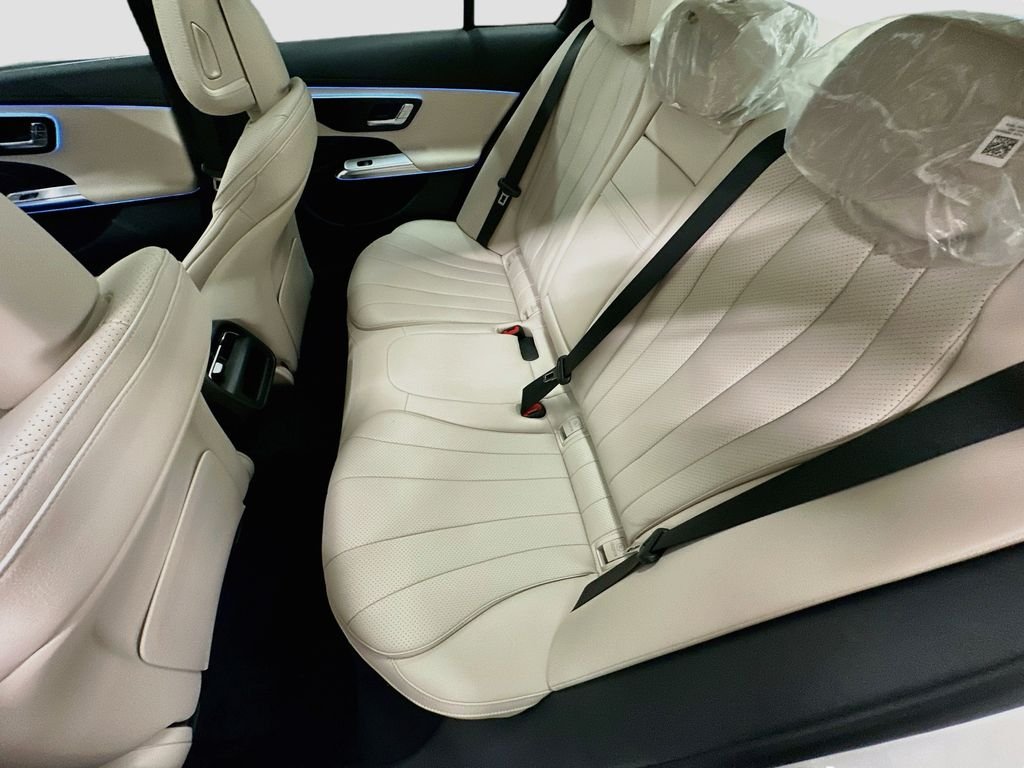 New 2026 Polar White Mercedes-Benz E 350 image 25