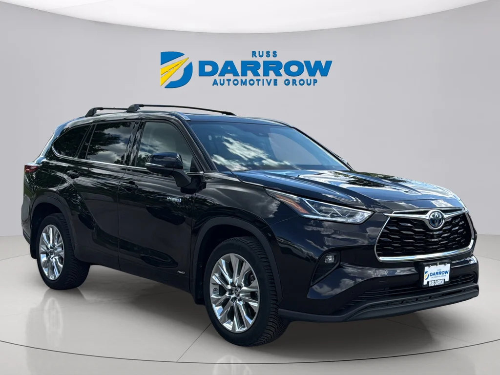 Used 2020 Amber Toyota Limited image 7