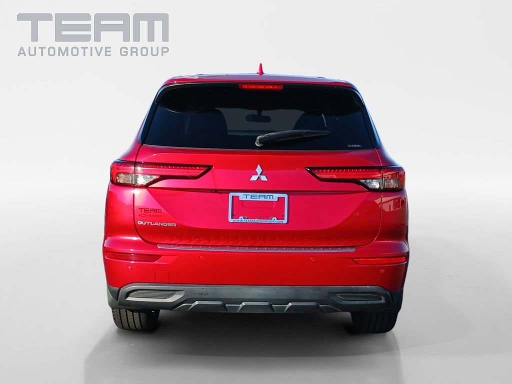 Used 2022 Red Mitsubishi ES image 6