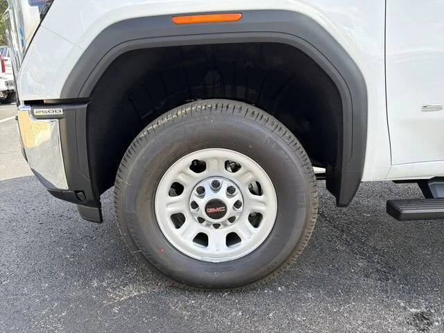 New 2026 Summit White GMC Pro image 30