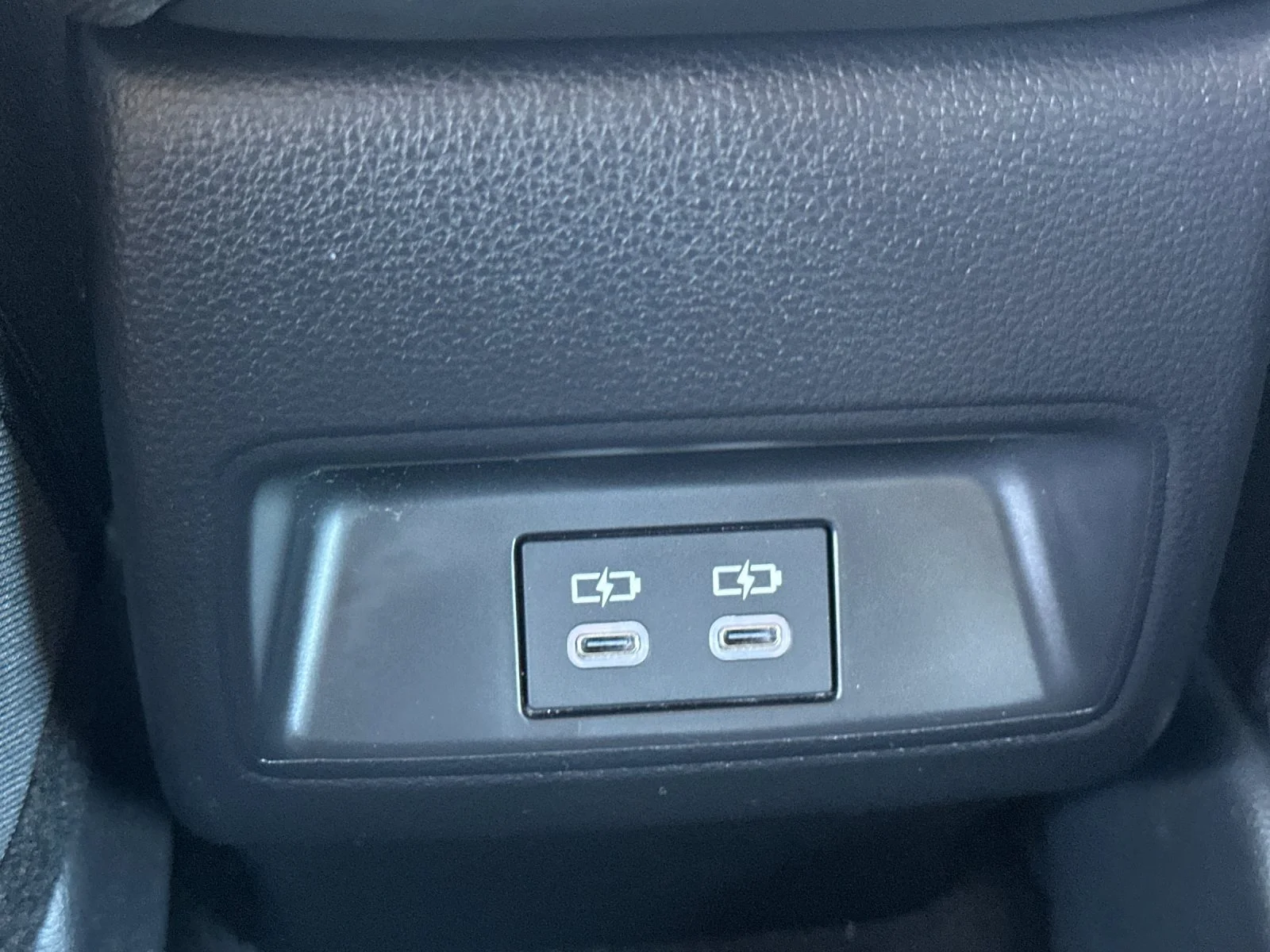 Used 2026  Toyota LE image 13