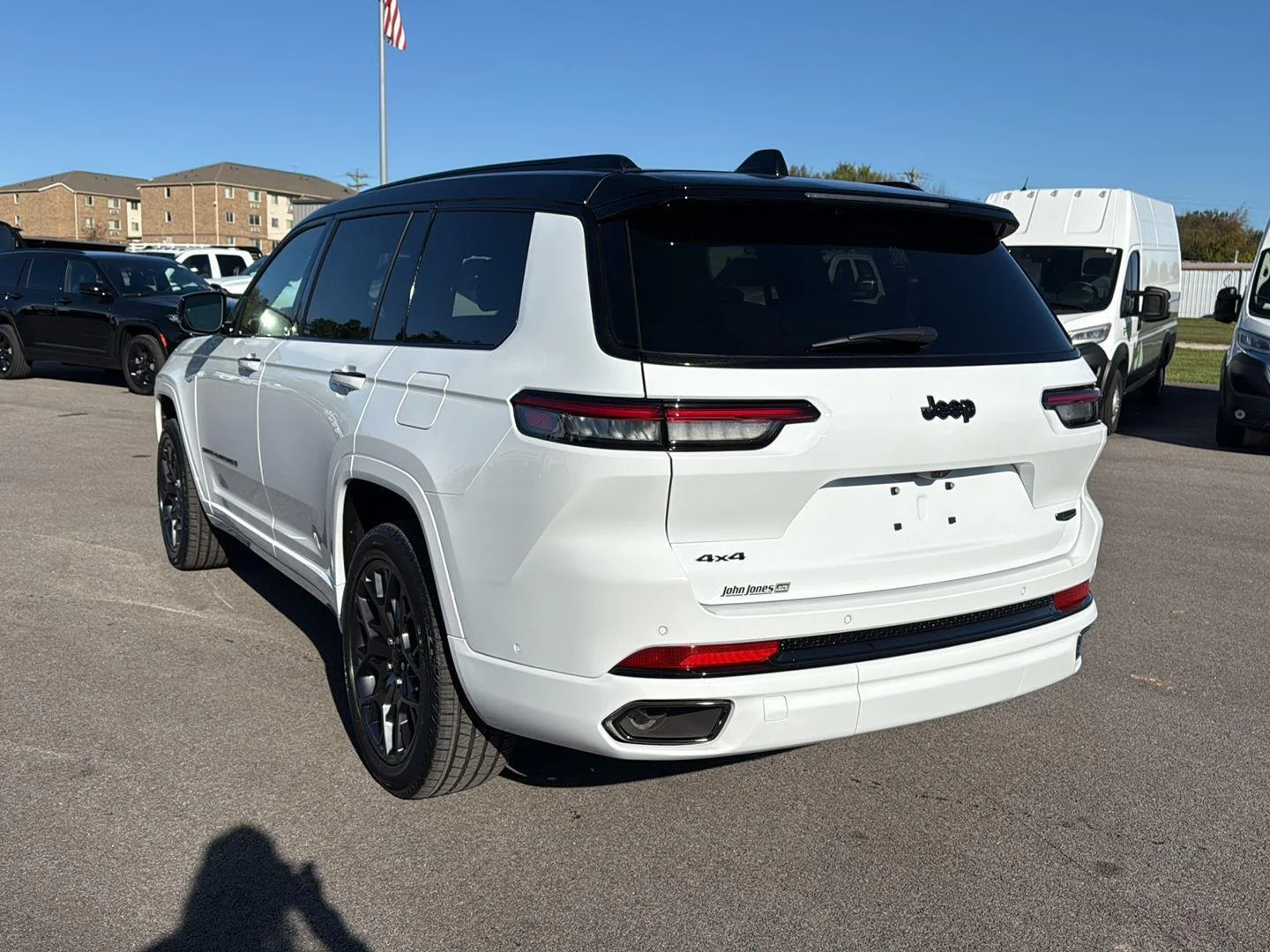 New 2025 Bright White Clearcoat Jeep Summit image 16